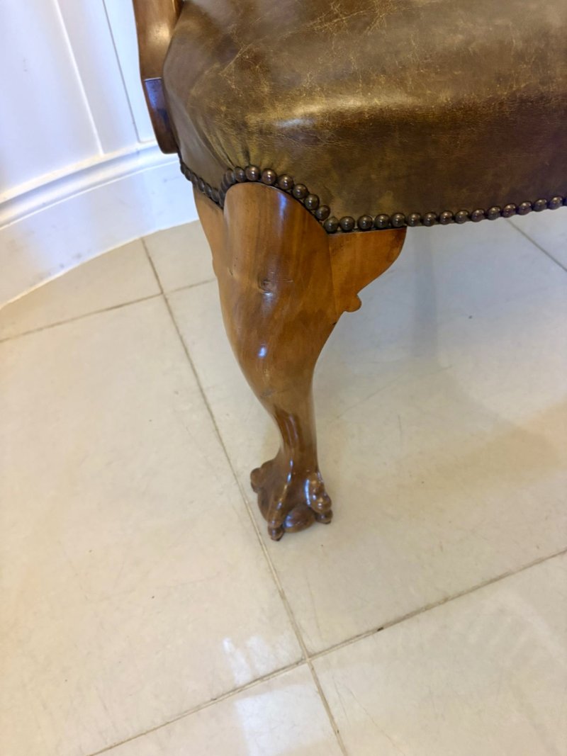 Outstanding Quality Pair of Antique Victorian Carved Walnut Desk Chairs - Image 13